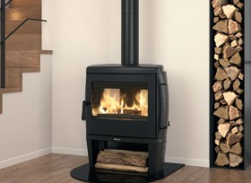 Tahiti, Dante and Concita: the new woodburning stoves